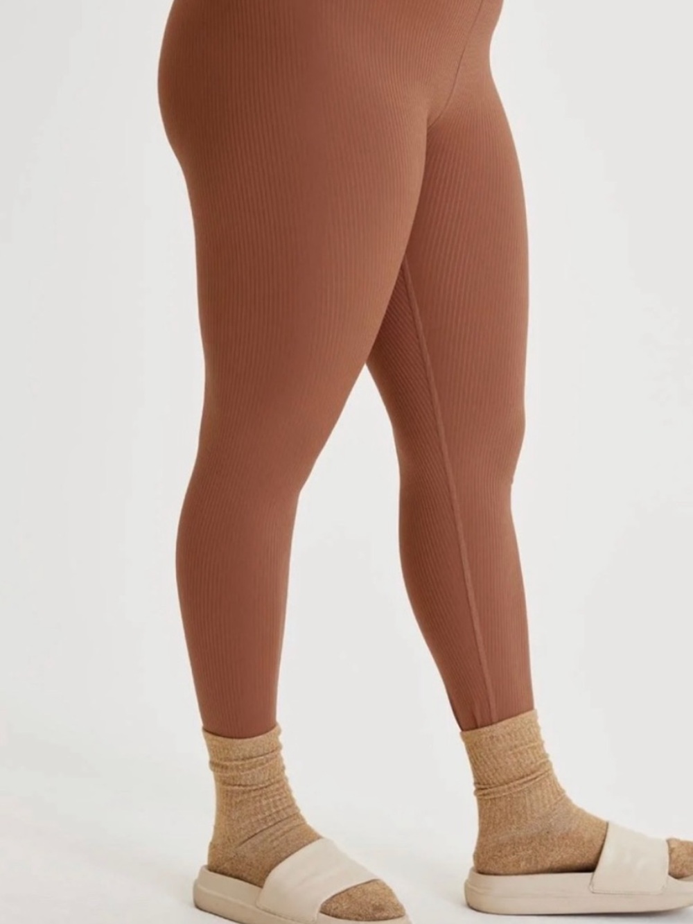 Girlfriend Collective Ribbed Set - Picture 3 of 9